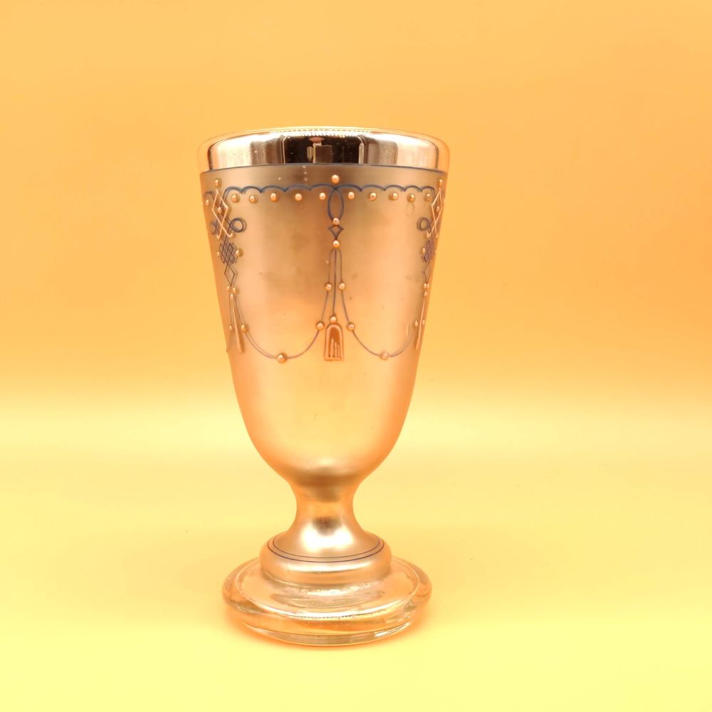 Starožitný sklenený pohár amalgámový